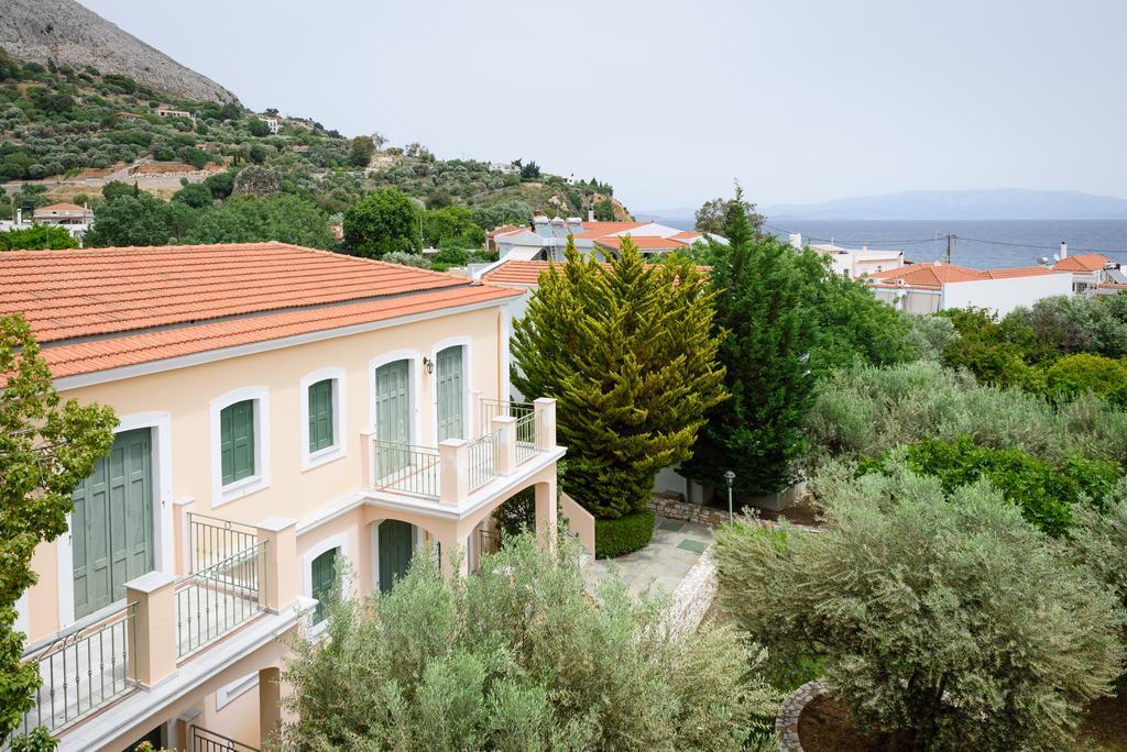 Kyveli Hotel Apartments ヴロンダトス エクステリア 写真