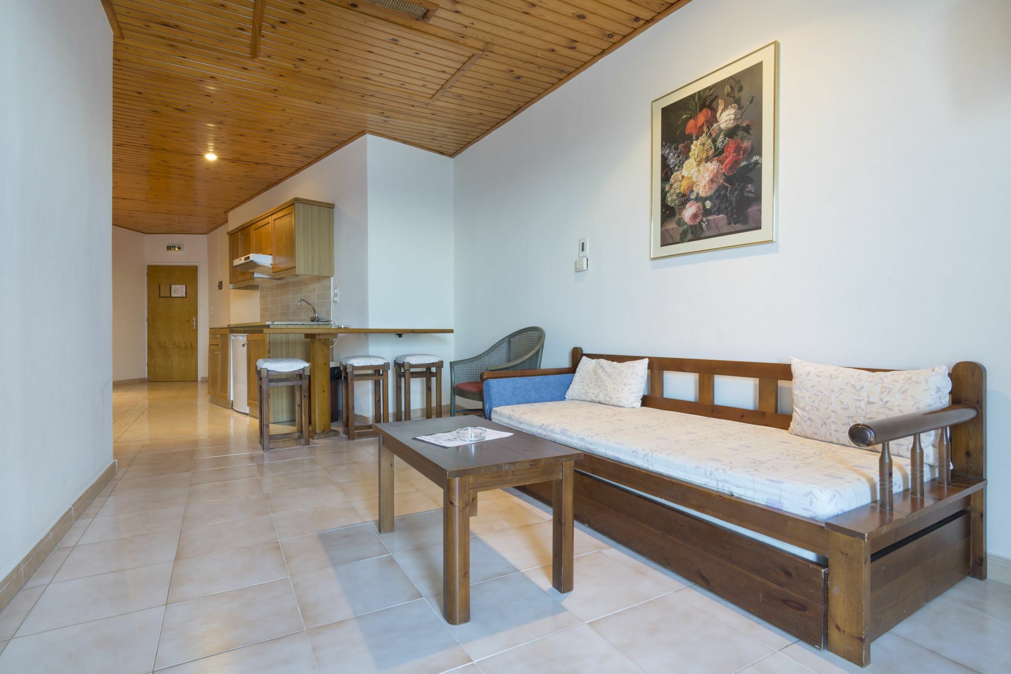 Kyveli Hotel Apartments ヴロンダトス エクステリア 写真
